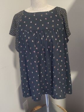 GAP Black Floral Short Sleeve Tunic Top, Size M